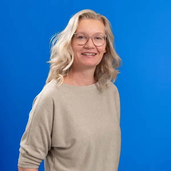 BGW Donna Bruens Piek LR