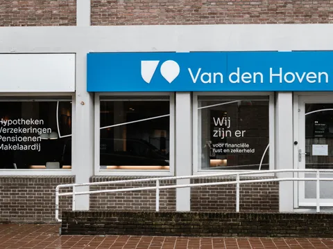 Kíen Licent Vanden Hoven HR 44
