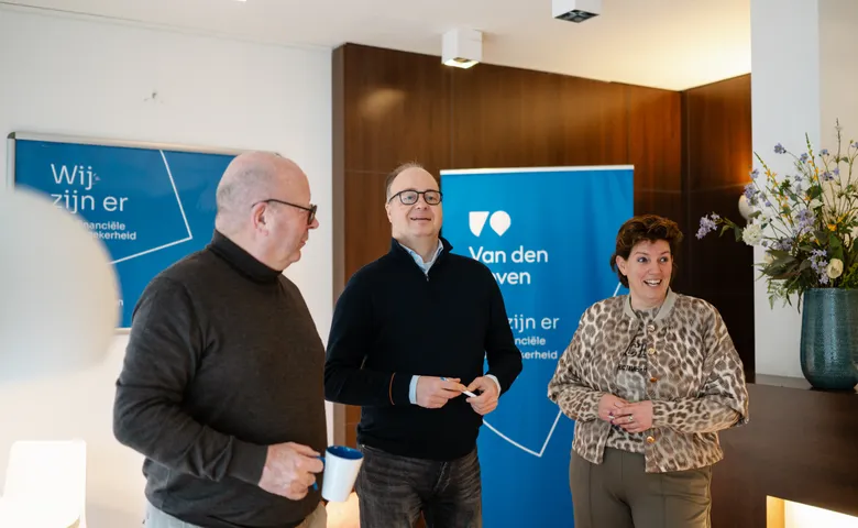 Kíen Licent Vanden Hoven HR 7