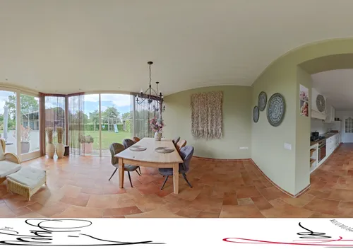 360