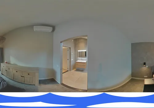 360