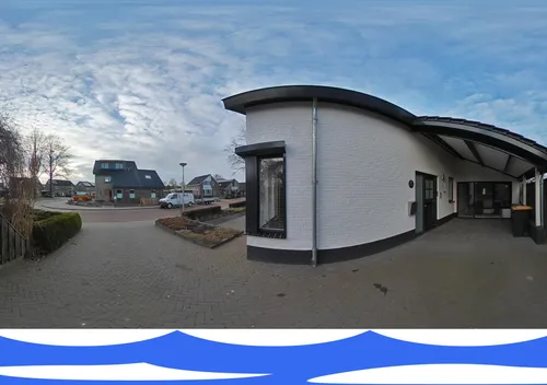 360