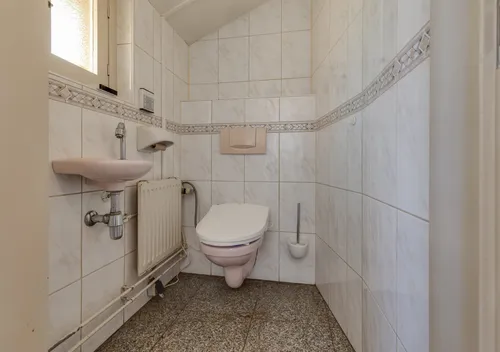 275067108.jpg