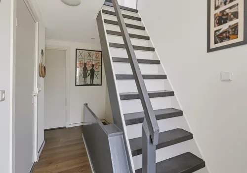 297578417.jpg