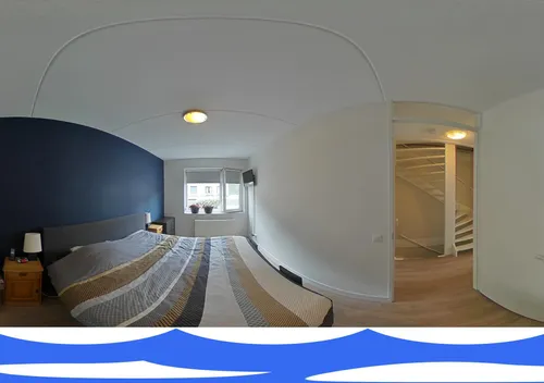 360