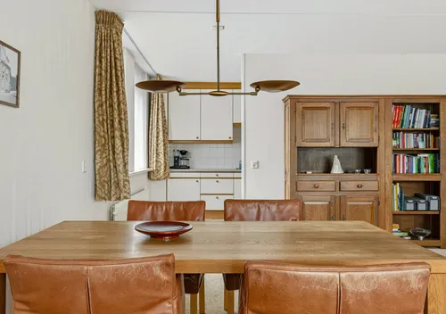 295661437.jpg