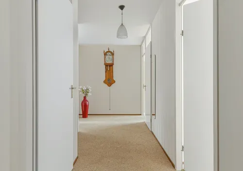 295661469.jpg