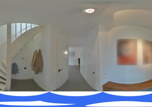360