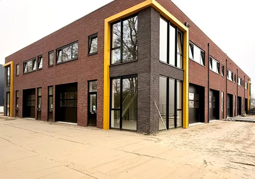 255882014.jpg