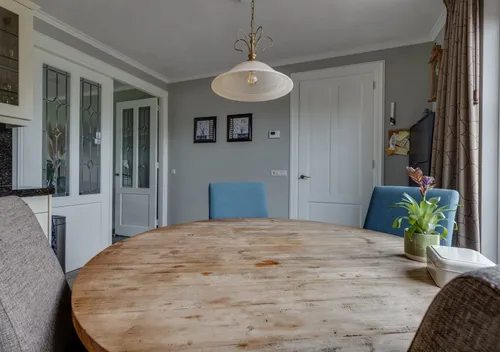 290984569.jpg