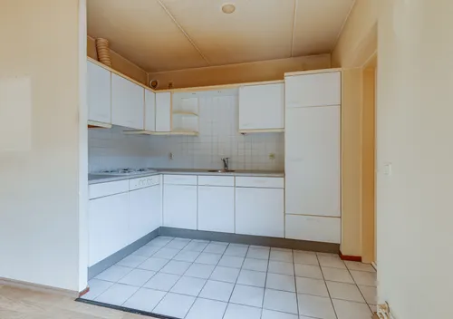 276583840.jpg