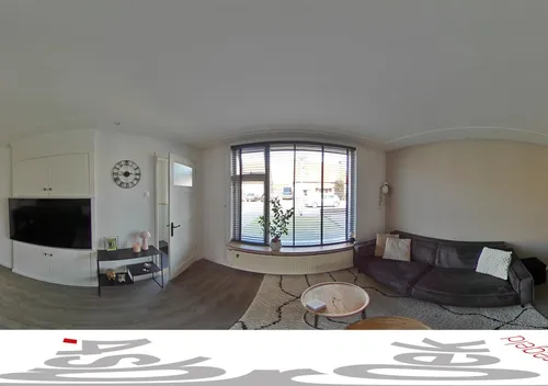 360