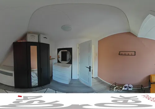 360