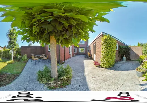 360