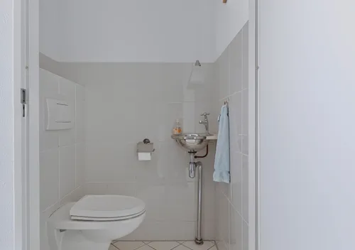 293258569.jpg