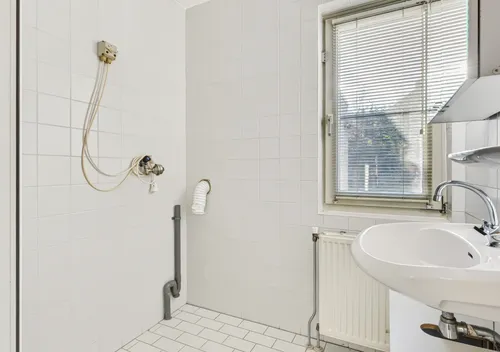 296166967.jpg