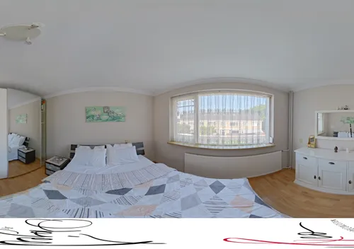 360