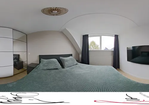 360