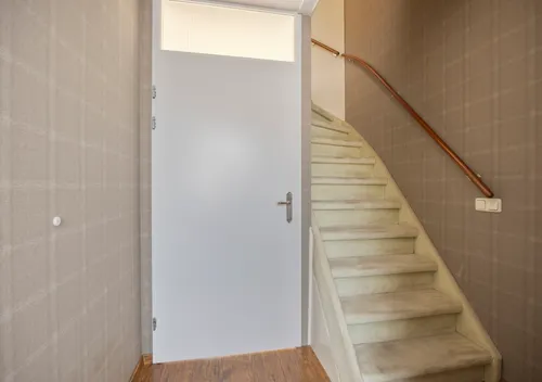 286796445.jpg