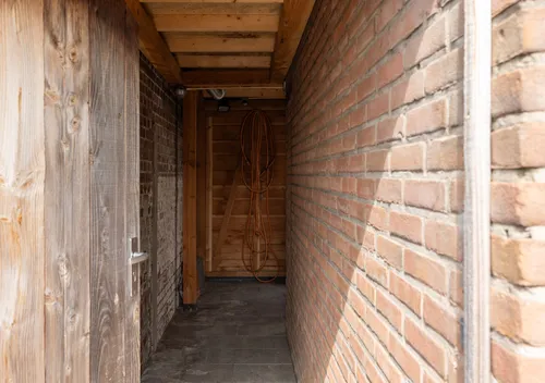 287663871.jpg