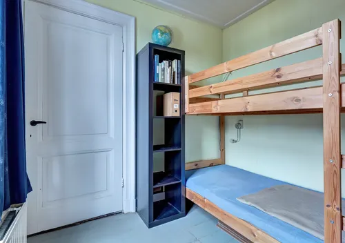 263215190.jpg