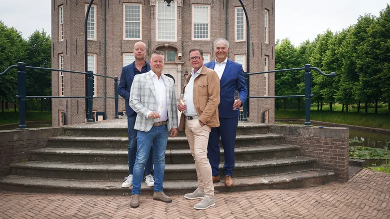 V l n r Frans Kemper Gert Heij Cor Heutink en Ralph van Helden