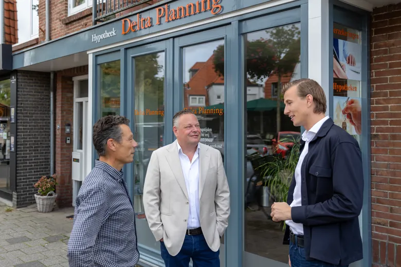 Vlnr Ariaan van Nieuwenhuijzen Douglas Slootmans en Floris van der Linden e